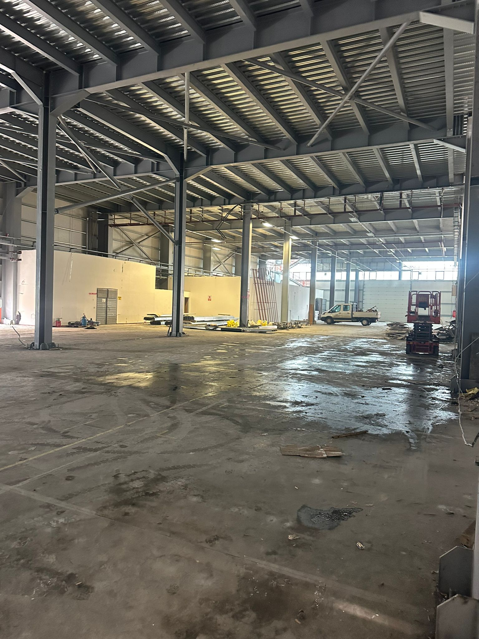 Çelik Konstrüksiyon Depo